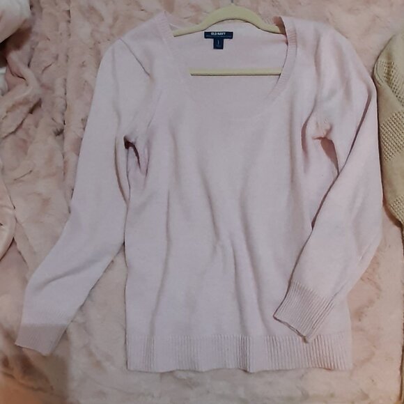 Old Navy Soft, Pink Cotton/Acrylic Sweater, Sz L, Long Sleeve, Scoop Neck - Picture 1 of 2